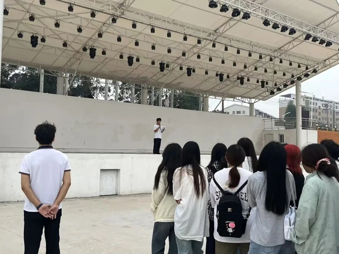微信图片_2025-10-15_093712_522.jpg